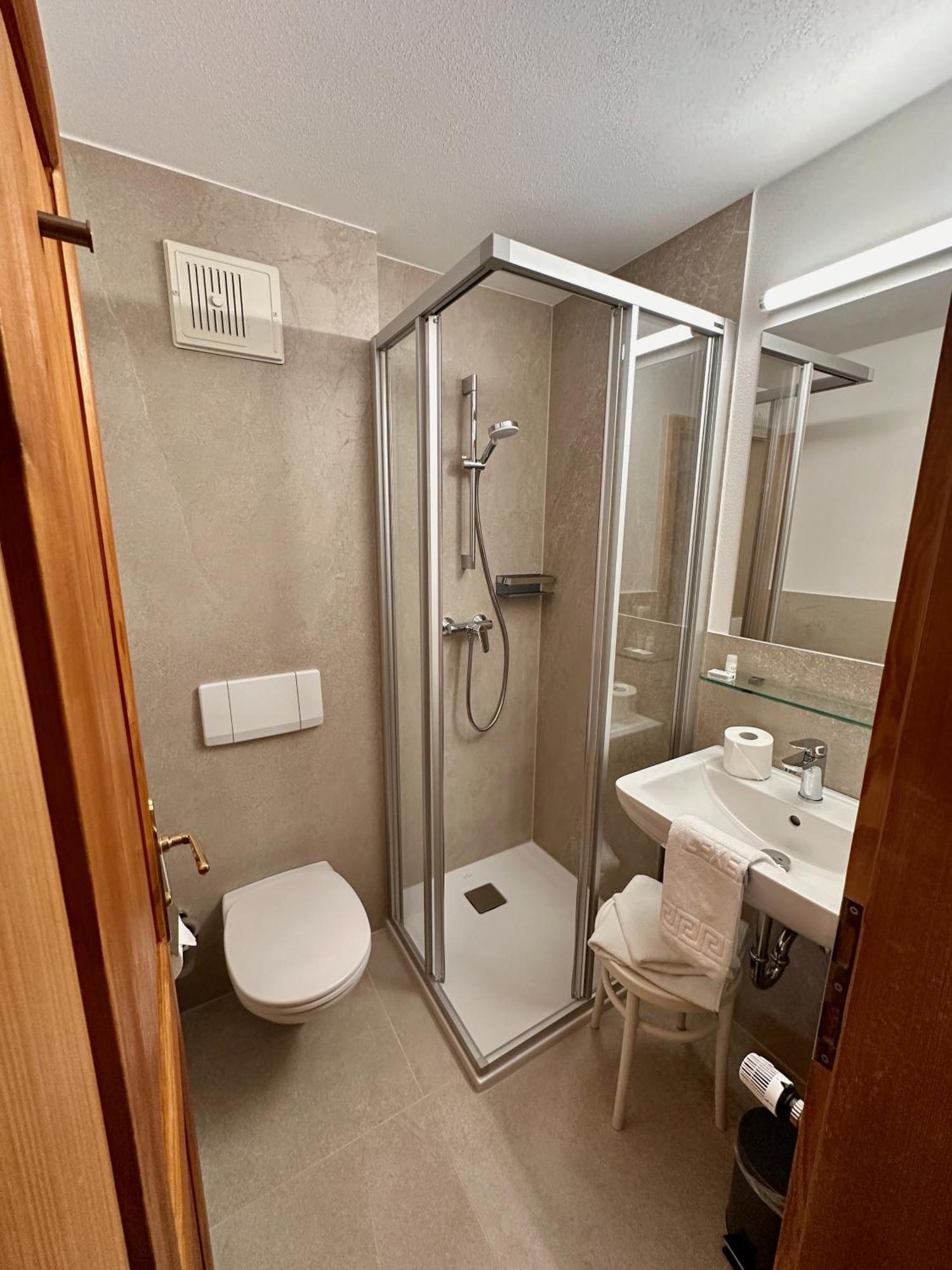 Hotel Lexenhof Nussdorf am Attersee Habitación foto